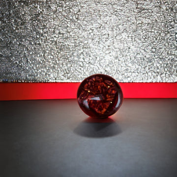 Dichroid Red Round